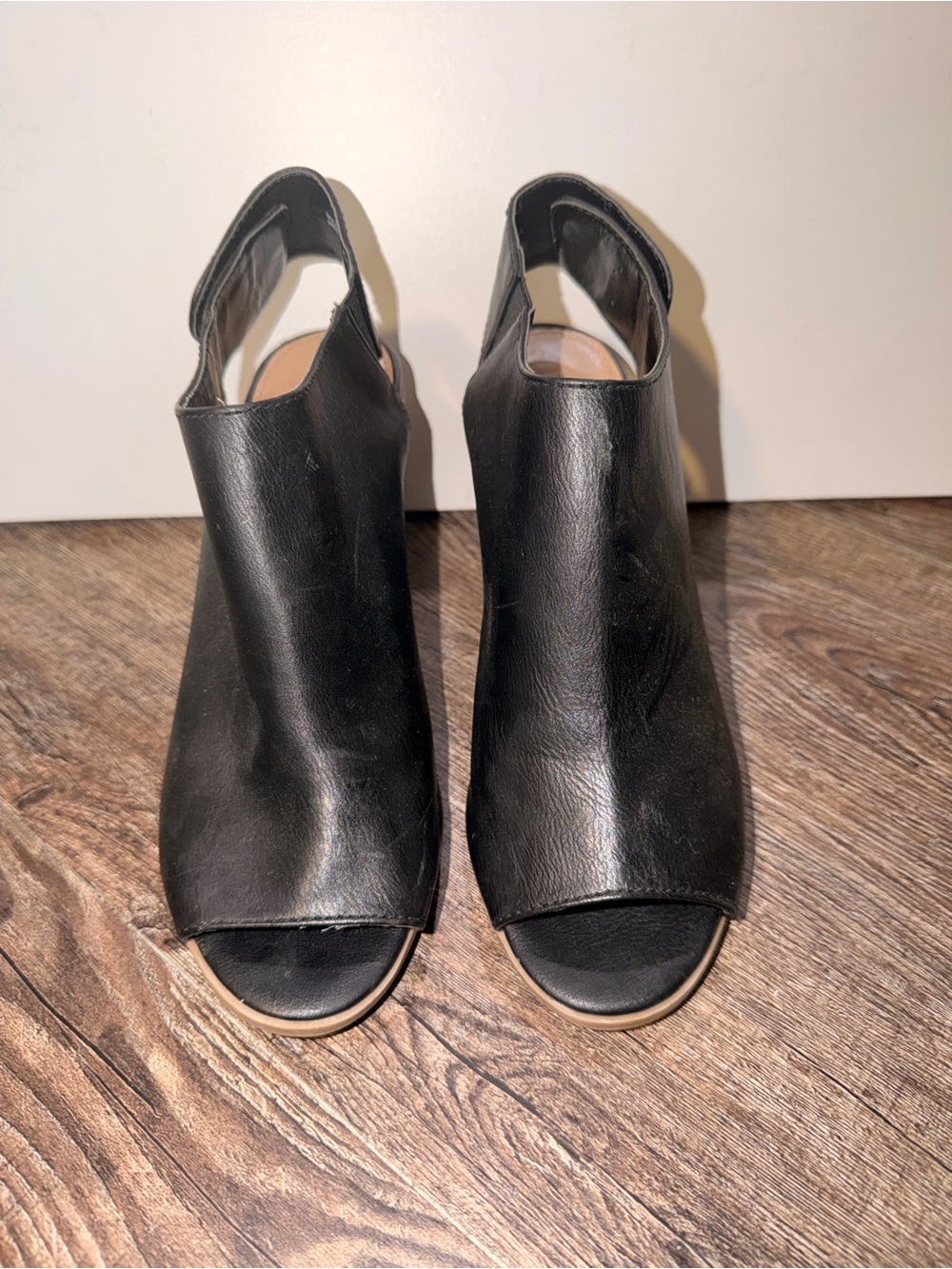 Forever 21 Black Open-Toe Mule Sandals